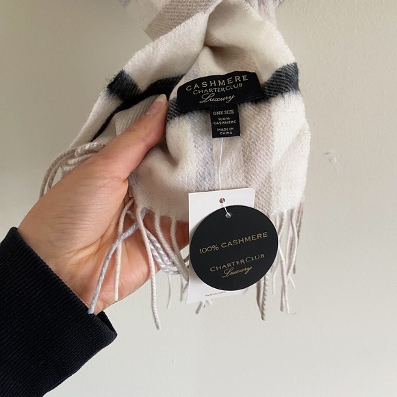 NWT 100% cashmere plaid scarf - Picture 2 of 6